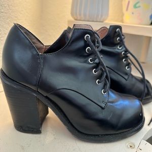 7.5M Jeffrey Campbell Mary Jane Pumps